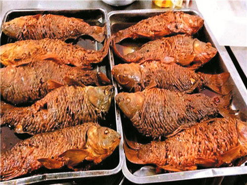 農(nóng)家燉鯽魚(yú)